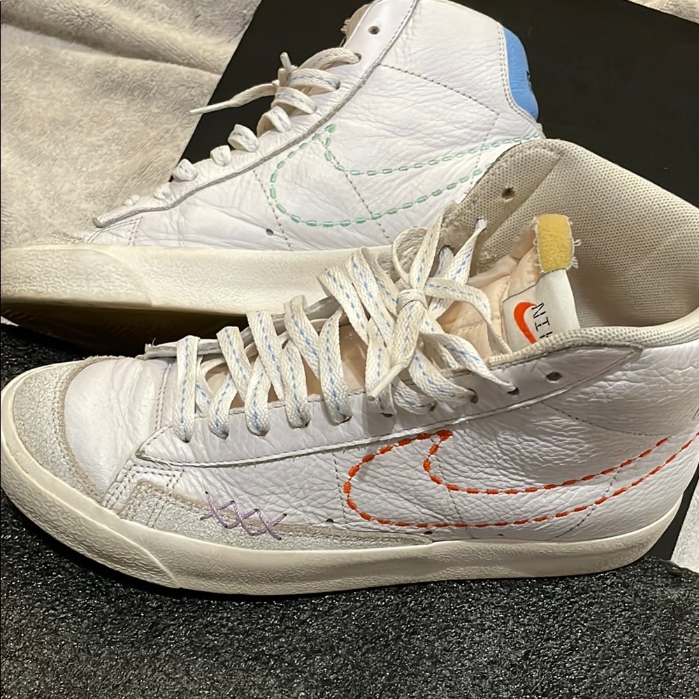 Nike Blazer mid '77 White High-Top Sneakers with Multicolor Accents